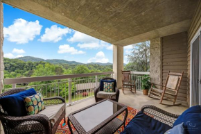 Ah-Mazing! Whispering Pines 532 Pigeon Forge